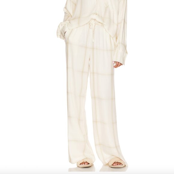 WeWoreWhat | Brushed Flannel Button Up & Drawstring Pull On Pant Set | Ecru | L - Picture 3 of 8